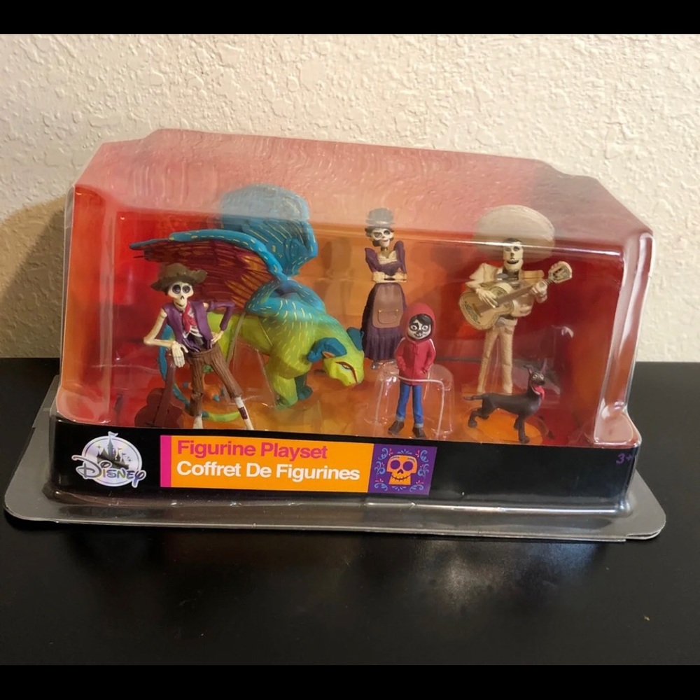 Coco Disney figurines